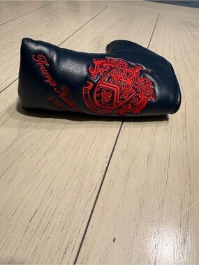 Trump Victory Black Putter Headcover with Red Crest Embroidery